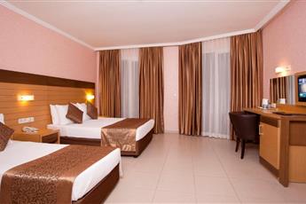 Kleopatra Remi Hotel 4*