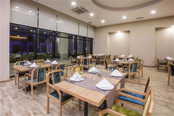 Korumar Ephesus Beach & Spa Resort 5*