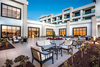 Korumar Ephesus Beach & Spa Resort 5*