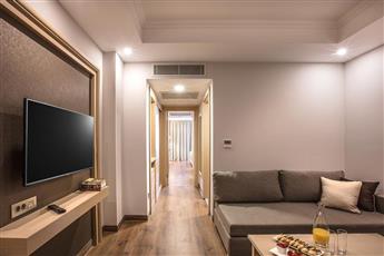 Korumar Ephesus Beach & Spa Resort 5*