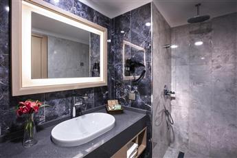 Korumar Ephesus Beach & Spa Resort 5*