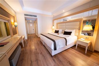 Korumar Ephesus Beach & Spa Resort 5*