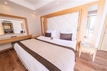 Korumar Ephesus Beach & Spa Resort 5*