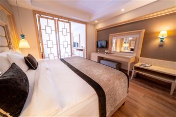 Korumar Ephesus Beach & Spa Resort 5*