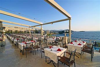 Korumar Hotel De Luxe 5*