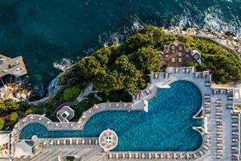 Korumar Hotel De Luxe