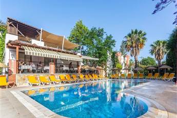 Kriss Hotel 3*