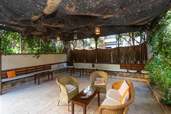 Kriss Hotel