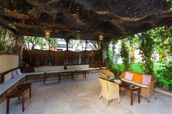 Kriss Hotel