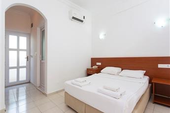 Kriss Hotel