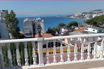 Kusadası Basel Hotel 3*