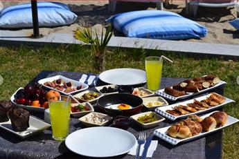 Kusadası Basel Hotel 3*