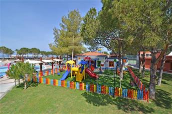 Kustur Club Holiday Village 5*