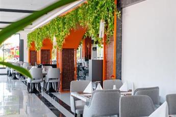 La Benata Beach Hotel 5*