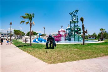 La Benata Beach Hotel 5*