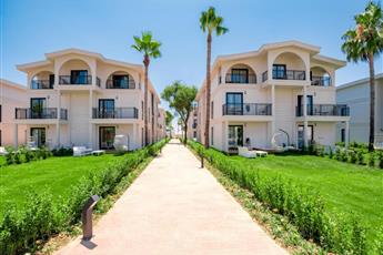 La Benata Beach Hotel 5*