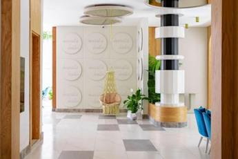 La Benata Beach Hotel 5*