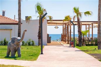 La Benata Beach Hotel 5*