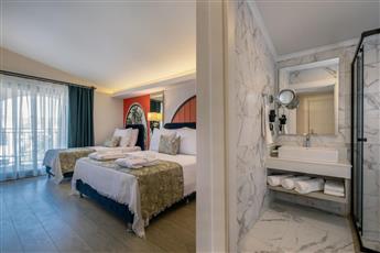 La Benata Beach Hotel 5*