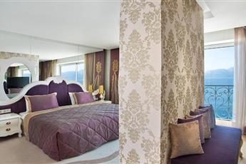 La Boutique Hotel & Suites 4*