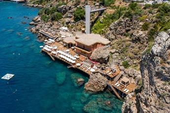 La Boutique Hotel & Suites 4*