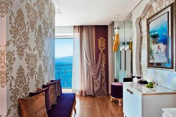 La Boutique Hotel & Suites 4*