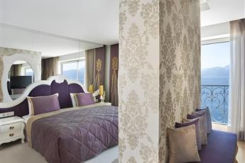 La Boutique Hotel & Suites 4*