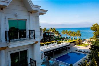 La Hoya Beach Hotel 4*