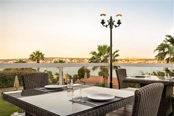 La Quinta by Wyndham Cesme 4*