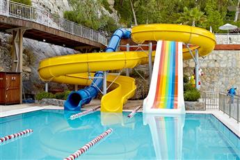 Ladonia Hotels Adakule