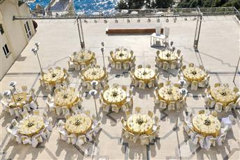 Ladonia Hotels Adakule