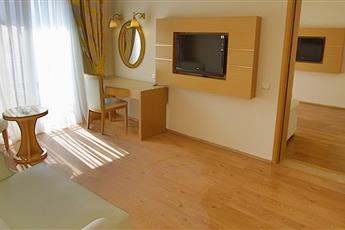 Ladonia Hotels Del Mare 4*