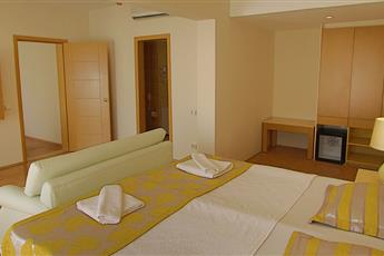 Ladonia Hotels Del Mare 4*