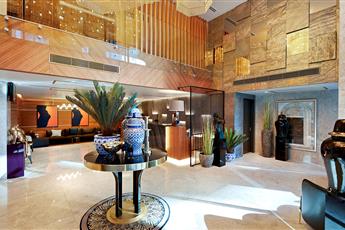 Lady Diana Hotel