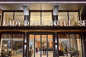 Lady Diana Hotel