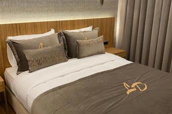 Lady Diana Hotel