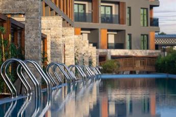 Lago Hotel 5*