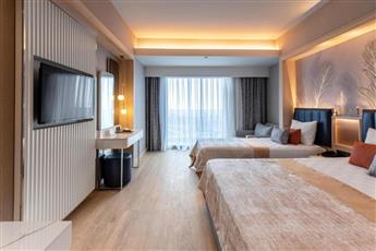 Lago Hotel 5*