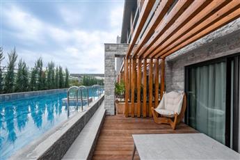 Lago Hotel 5*