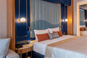 Lago Hotel 5*