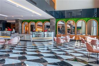 Lago Hotel