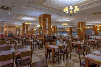 Lake & River Side Hotel & Spa