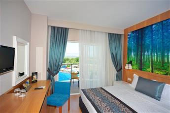 Lake & River Side Hotel & Spa