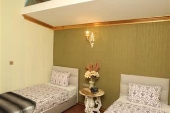 Laleli Blue Marmaray Hotel