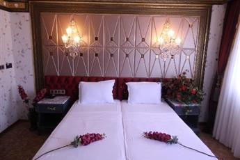 Laleli Blue Marmaray Hotel