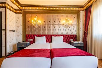 Laleli Blue Marmaray Hotel