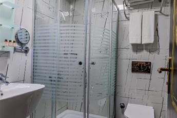 Laleli Blue Marmaray Hotel