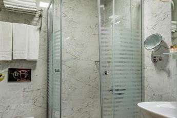 Laleli Blue Marmaray Hotel