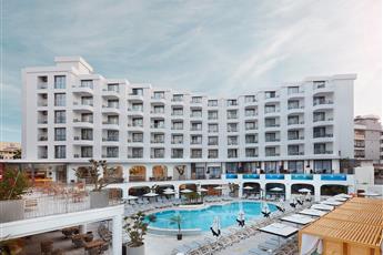 Lalila Blue Suites 5*