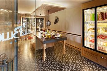 Lalila Blue Suites 5*